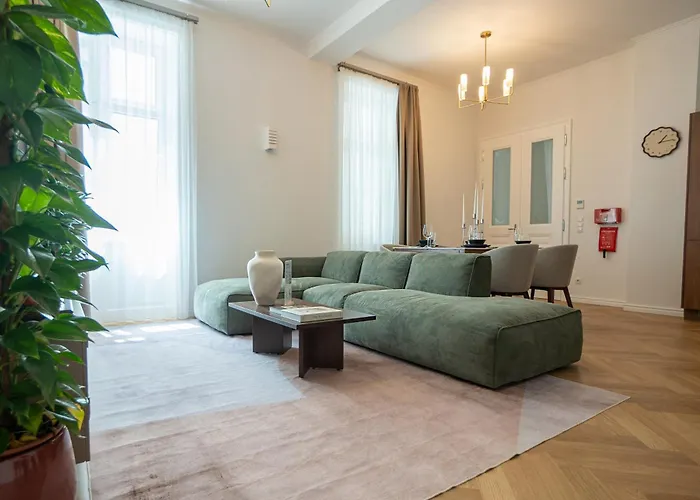 Apartamento Modern 2-bedroom Flat - Prime Landstrasse Location *
