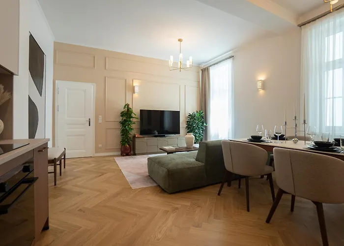 Modern 2-bedroom Flat - Prime Landstrasse Location Apartamento
