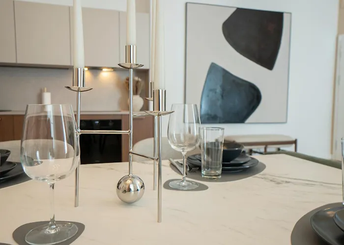 Apartamento Modern 2-bedroom Flat - Prime Landstrasse Location *