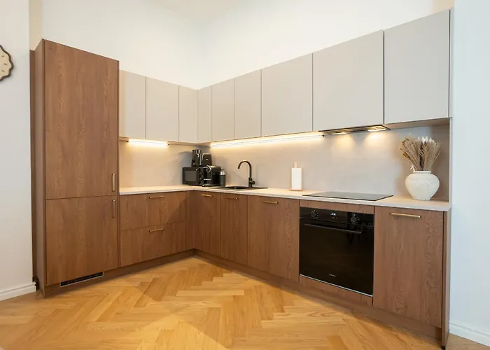 Apartamento Modern 2-bedroom Flat - Prime Landstrasse Location Viena