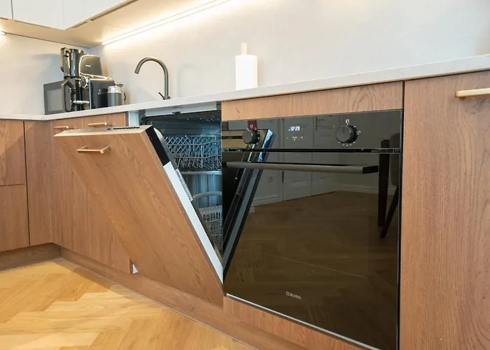 Apartamento Modern 2-bedroom Flat - Prime Landstrasse Location