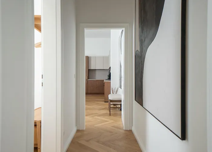 Modern 2-bedroom Flat - Prime Landstrasse Location * Viena