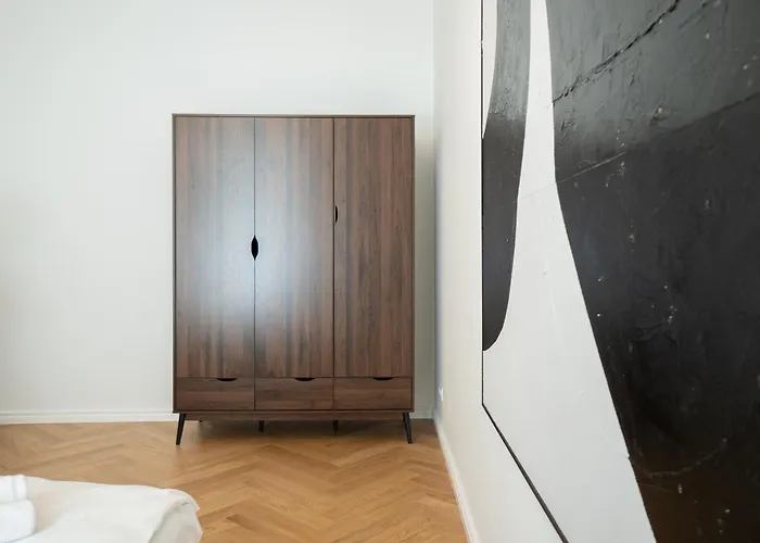 Modern 2-bedroom Flat - Prime Landstrasse Location * Viena