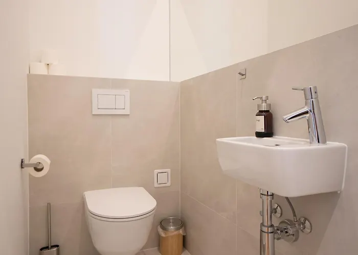 Modern 2-bedroom Flat - Prime Landstrasse Location Apartamento Viena